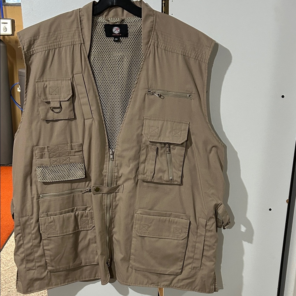 ROTHCO  Concealed Carry Vest Tactical Khaki Multi-Pocket Cargo Vest size 2XL